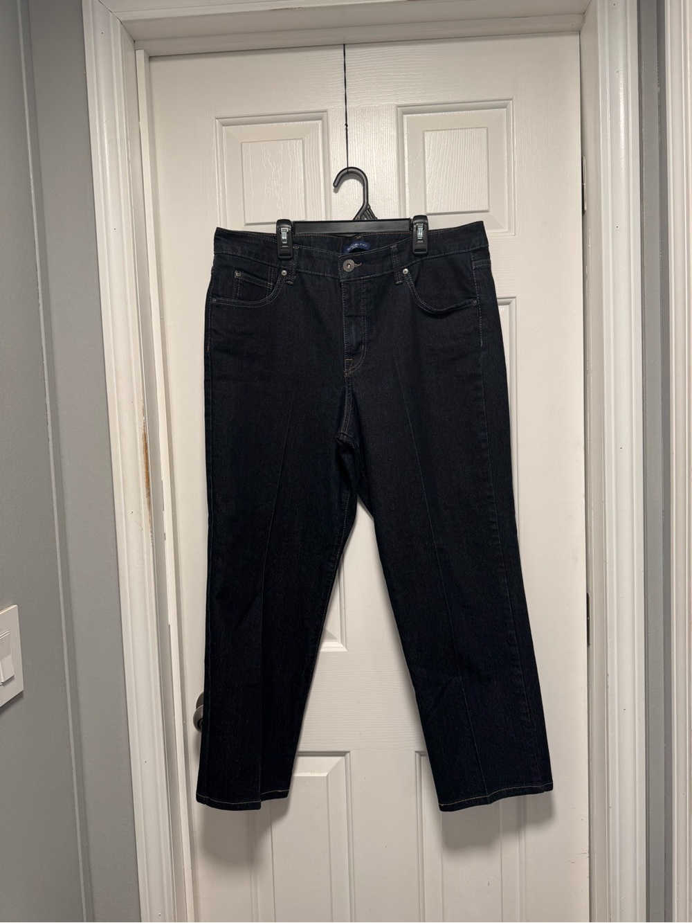 Bandolino Black Wide-Leg Jeans with Front Seam